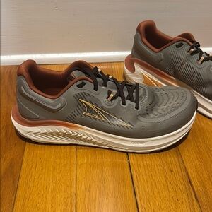 Altra Men’s Paradigm 7 Taupe